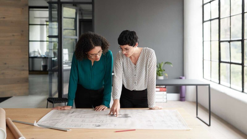 two women design planning